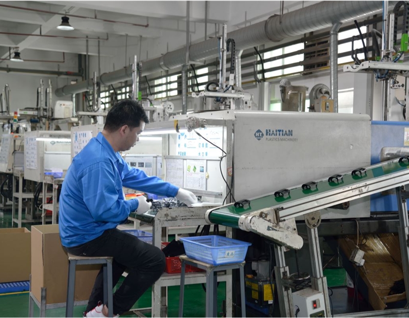 How to solve the deformation problem of plastic products in plastic injection molding factory